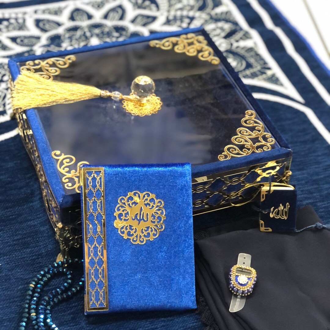 Luxury Velvet Islamic Prayer Rug Gift Box Set with Prayer Beads - Floral Stamp Steel Blue
