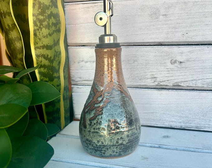 Handmade Ceramic Cruet: Mountain Resist Oil Dispenser with Weighted Pourer