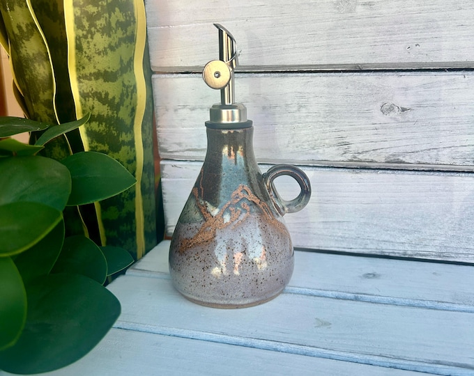 Handmade Ceramic Oil Dispenser - Mountain Resist Design Cruet