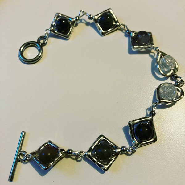 Bracelet carré argenté en agate indienne et cœurs en cristal de roche craquelé de 8 mm avec fermoir toggle tibétain