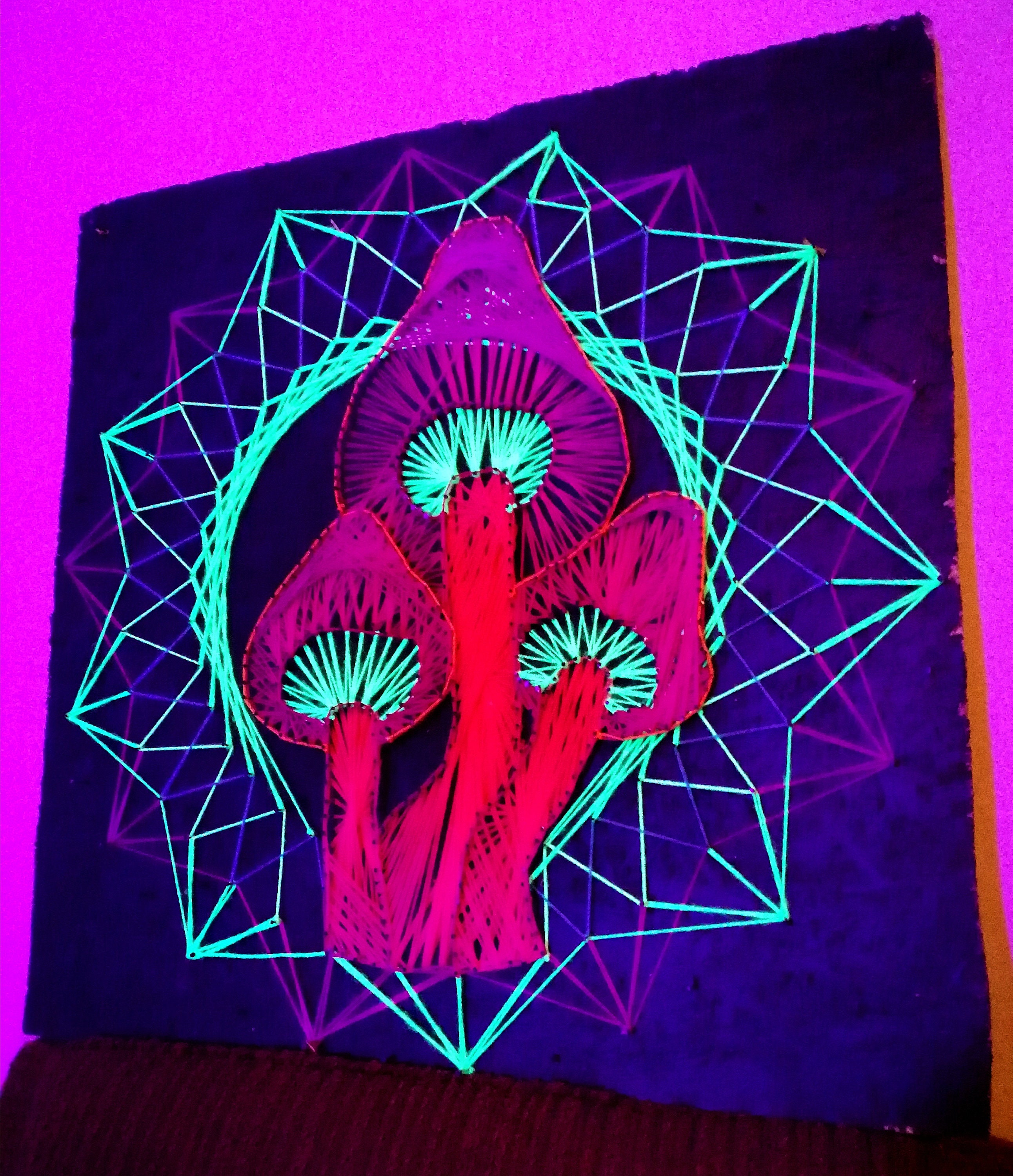 Psychadelic mushrooms string art Etsy