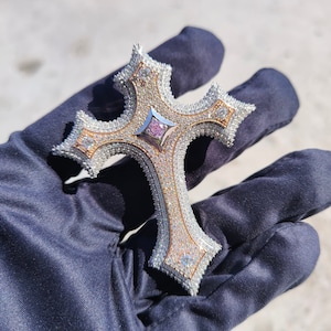 Custom Cross Iced Out Pendant 925 Sterling Silver CZ/ Moissanite Diamond / Letter Pendant / 3D Pendant / Cross unique pendant