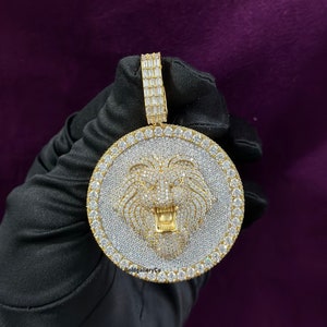 Pingente de diamante de moissanite VVS com rosto de leão 3D gelado, pingente de leão personalizado, joias de hip hop, prata 925 sólida, banhado a amarelo, testador de aprovação