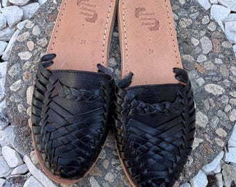 Hand tooled Huarache Sandals – Handmade Summer Leather Mexican Slides