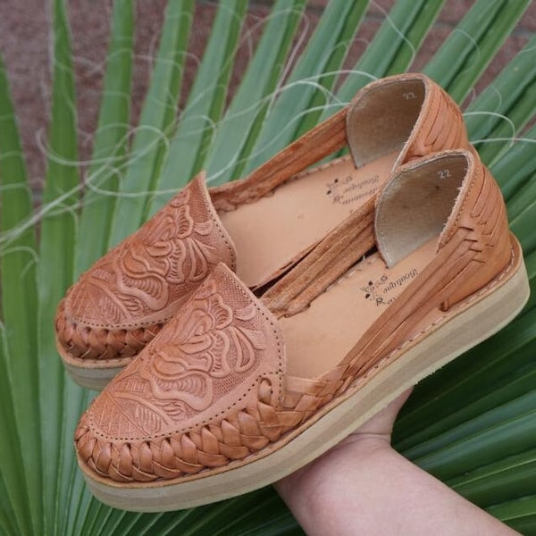 Mexican Huarache Sandals - Boho- Hippie - Vintage - Mexican - Leather - Shoes - Handmade - Gift for her - gift for mom - slip on shoes