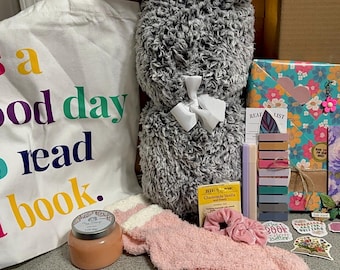 Cozy Gift Box, Gifts for Her, Blind Date With a Book Box, Gifts for Mom, Book Lovers Gifts, Bookish Gifts, Romance Reader, Gifts for Girls