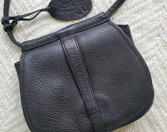 Vintage Small Black Leather Crossbody Purse Liz Claiborne