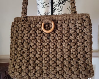 Vintage Gianni Regine crochet granny purse