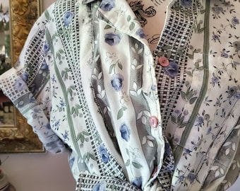 Vintage Floral Print Short Sleeve Button Down Shirt Made In USA Cottagecore