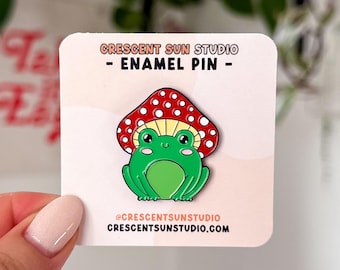 Mushroom Frog Enamel Pin, Cute Amphibian Soft Enamel Pin, Frog Lover Gift for Bestie, Kawaii Mushroom Accessory, Cottagecore Backpack Pin