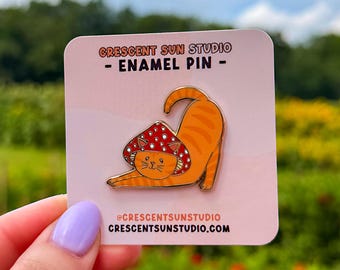 Orange Tabby Cat Mushroom Enamel Pin