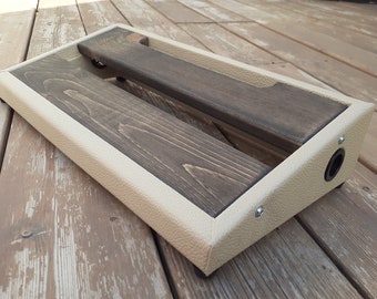 Handcrafted Fender Blonde Tolex Guitar Pedalboard