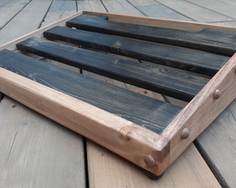 Handcrafted Guitar Pedalboard
