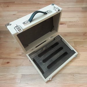 Handcrafted Fender Blonde Tolex Guitar Pedalboard Case Combo