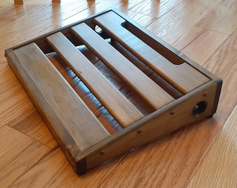Handcrafted Guitar Pedalboard
