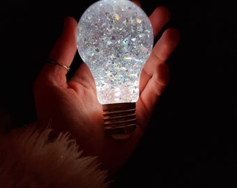 Lightbulb nightlight lamp, ambient home decor, holographic decoration | handmade | resin | unique gifts | best gift | housewarming gift