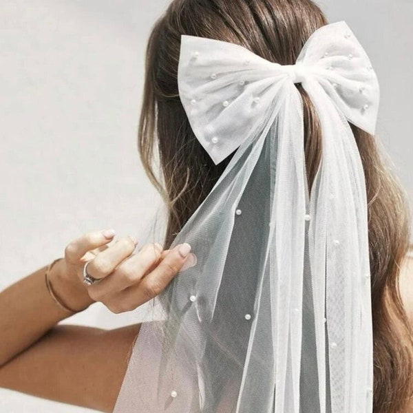 Pearl and Bow Veil, Pearl Veil, Short Veil, Bride Veil, Bow Veil