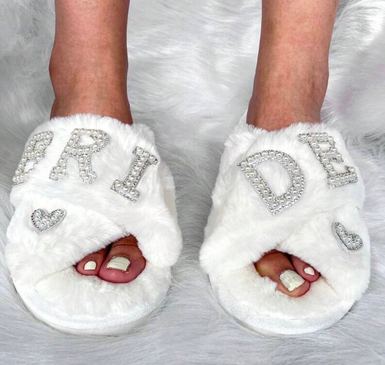 Pantofole di perle, Pantofole da sposa, Pantofole bianche, Pantofole da festa nuziale, Sposa, Matrimonio, Perle immagine 4