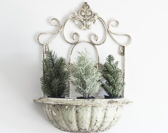 All Chic Distressed Green Metal Wall Planter Flowers Old Aged Retro Vintage 