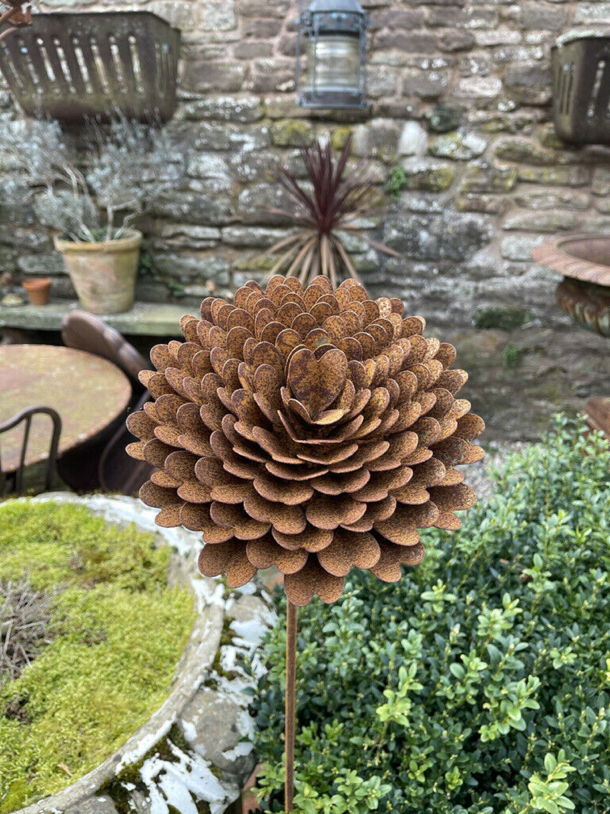Dahlia Rusty Metal Flower 500 Garden Decor Garden Stake Etsy