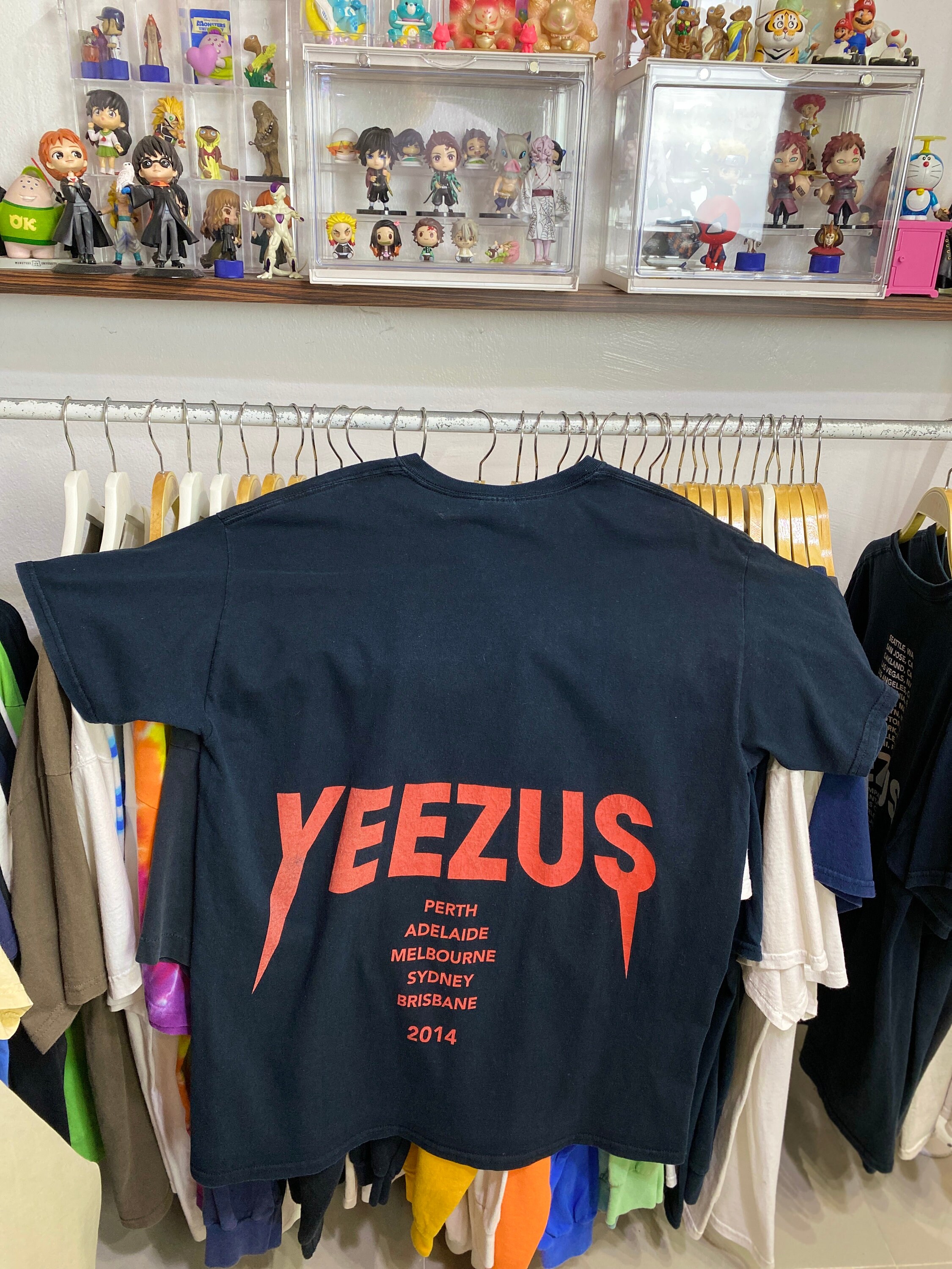 Kanye West Yeezus Tour 2014 Australian Skull Roses T shirt L Vintage Hip Hop Tee Rare Etsy
