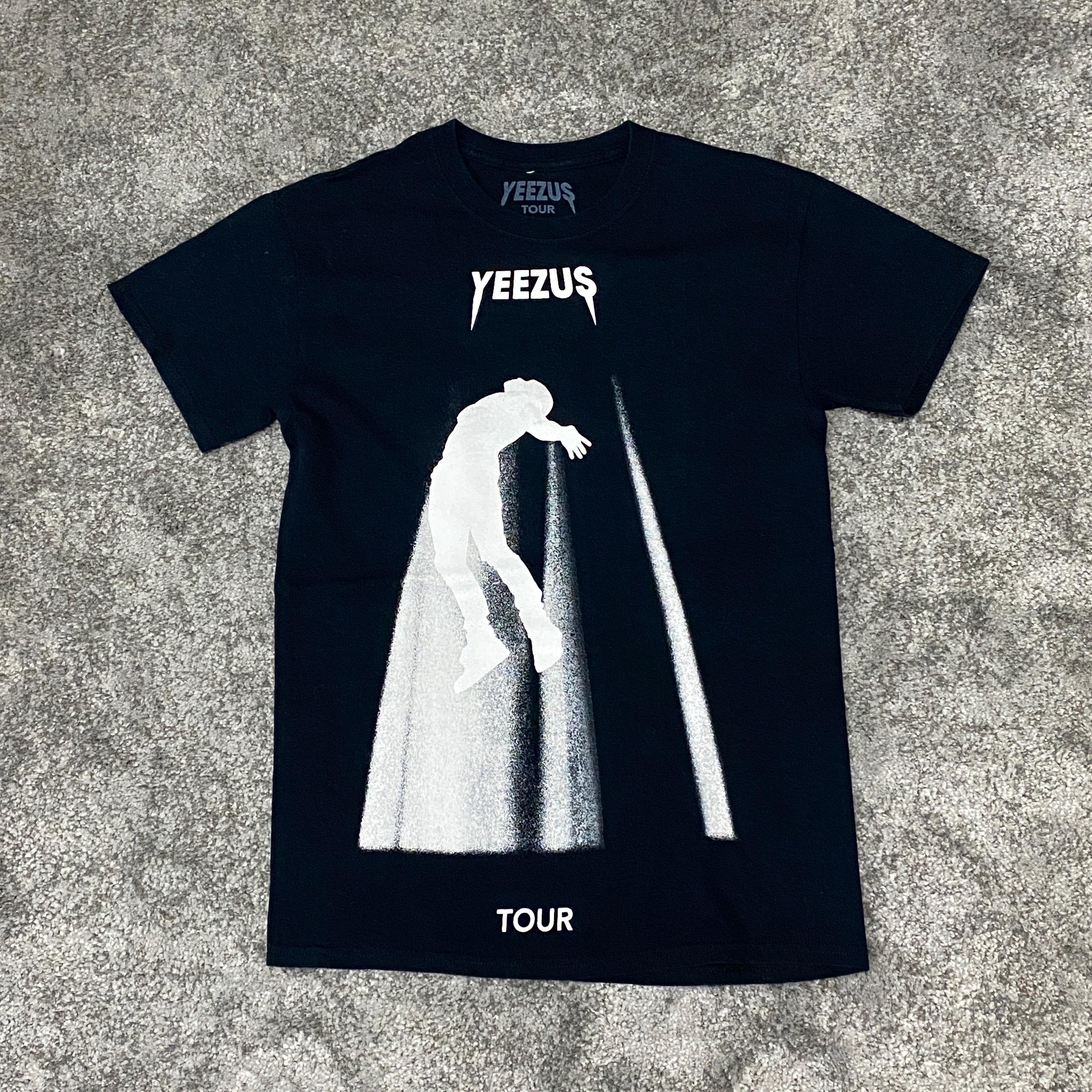 入手困難KANYE WEST Tシャツ ツアーT raptee