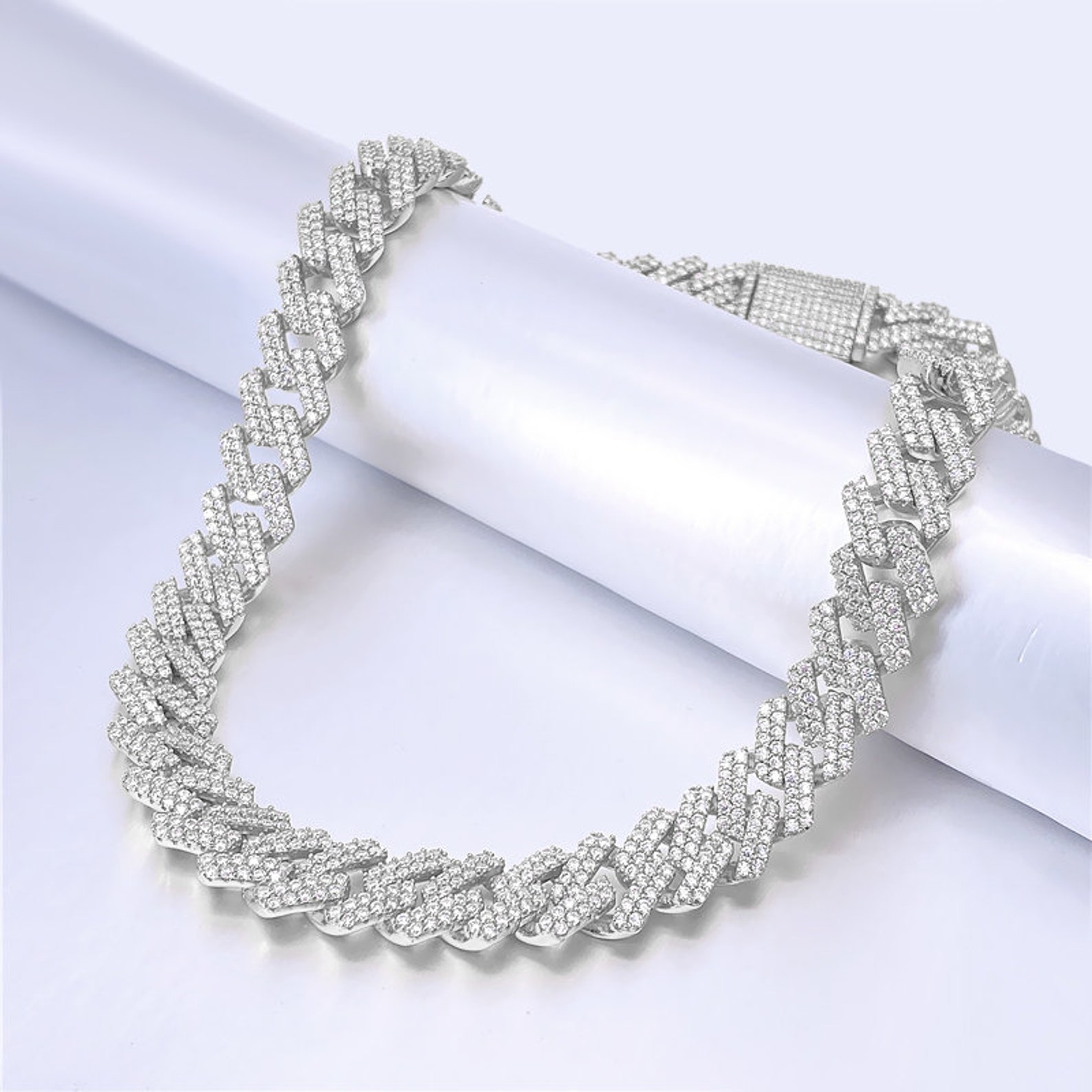 Jewelry Diamond Necklace Price at Bernadette Dike blog