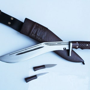 12-inch long blade Commando (fighting) handmade kukri-kukri knife-khukuri made in Nepal-balance tempered-Sharpen Macheteknife ready for use.
