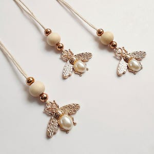 Honeybee Car Diffuser | Car Accessory | Natural Wood Diffuser | Rear View Mirror Accessories | Essential Oil Diffuser | Bee Hanging Diffuser