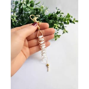Fidget Keychain  |  Sliding Beads Keychain  |  Pearl Bead Sensory Accessory