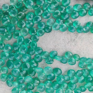 AAA Green Onyx Faceted Heart Shape Briolette , 7 Inch Onyx Faceted Beads, Green Onyx Side Drill Cut beads, Wholesale beads For Jewelry |