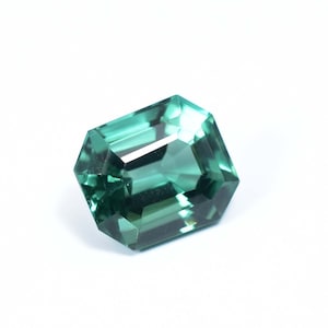 11 x 9 MM 4.80 Ct 100% Natural Vivid Green Tourmaline Breathtaking Quality GIT Certified, Very High Quality Tourmaline Gemstone