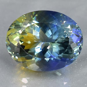 HUGE 30 x 22 mm Flawless Natural Bi-Color Parti Sapphire Oval Cut GIT Certified High-End Glamorous Stunning Top Grade Precious 63.00 Ct