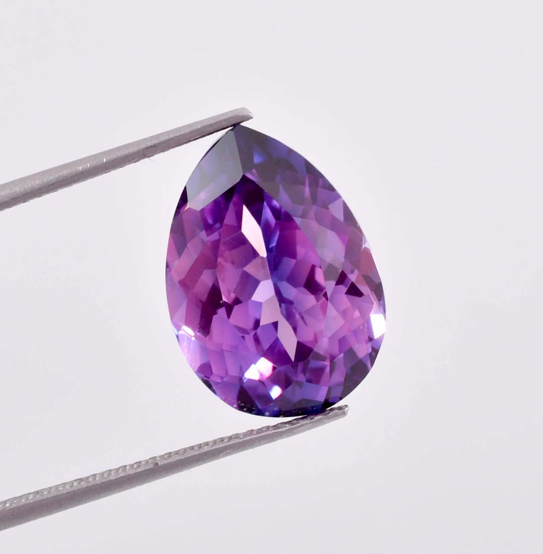Flawless Bi-color Purple Blue Java Plum Sapphire Pear Cut GIT Certified ...