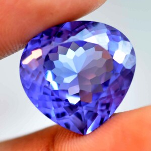 AAA 18 x 18 x 10 mm FLAWLESS 24.10 Ct Natural GIT Certified Color-Change Alexandrite Perfect Heart Cut Loose Gemstone Making Jewelry & Ring