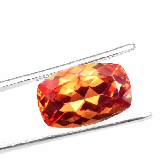 Paire De Saphirs Orange Padparadscha Naturels – 14 Ct – Certifiés GIR – Qualité Exceptionnelle