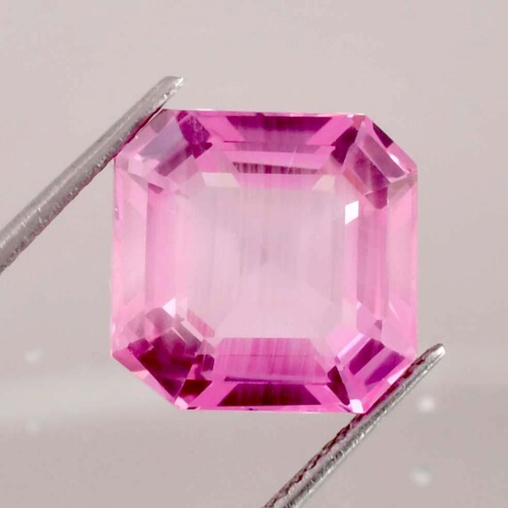 12 x 12 MM フローレス 11.40 カラット 天然バイカラー セイロン