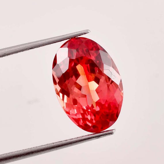 Grenat Spessartite De Namibie - 1.45 Carats - Couleur Jaune/orange - Coupe Coussin - Clarté VS1 - Neuf
