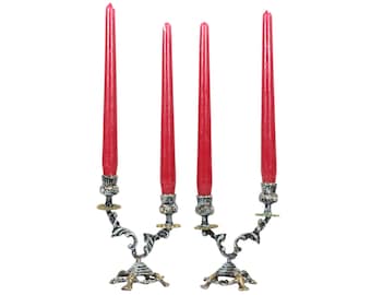 Seltenes Paar kleiner Vintage zweiarmiger Kerzenständer aus Messing mit patiniertem Look || Zwei Passende Kerzenleuchter aus Massivem Messing mit Faux Grünspan