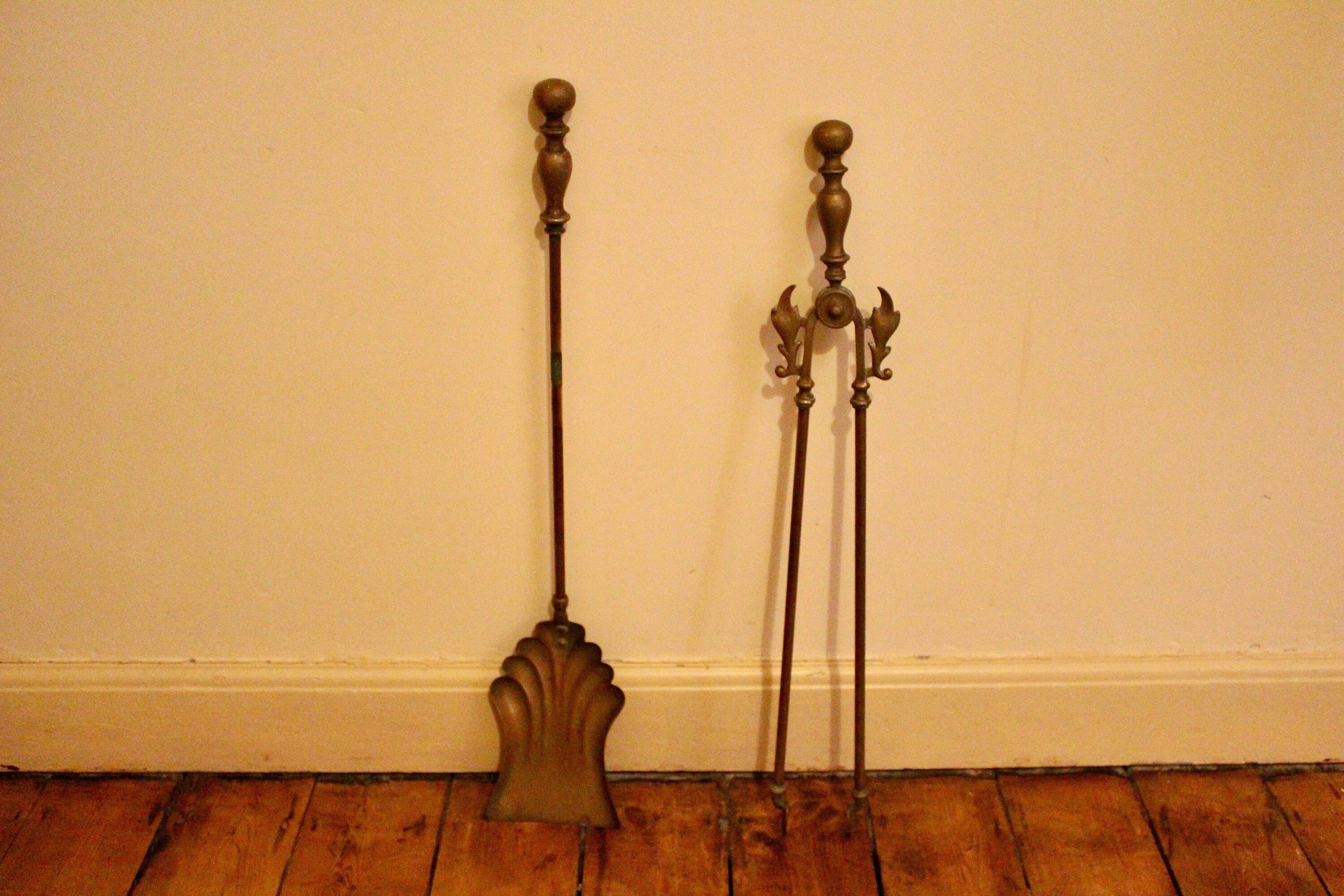 Vintage fireplace iron figural Woman chimney tools holder England