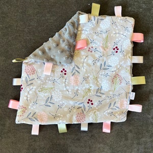 Minky Tag Baby Blanket - Gray Floral