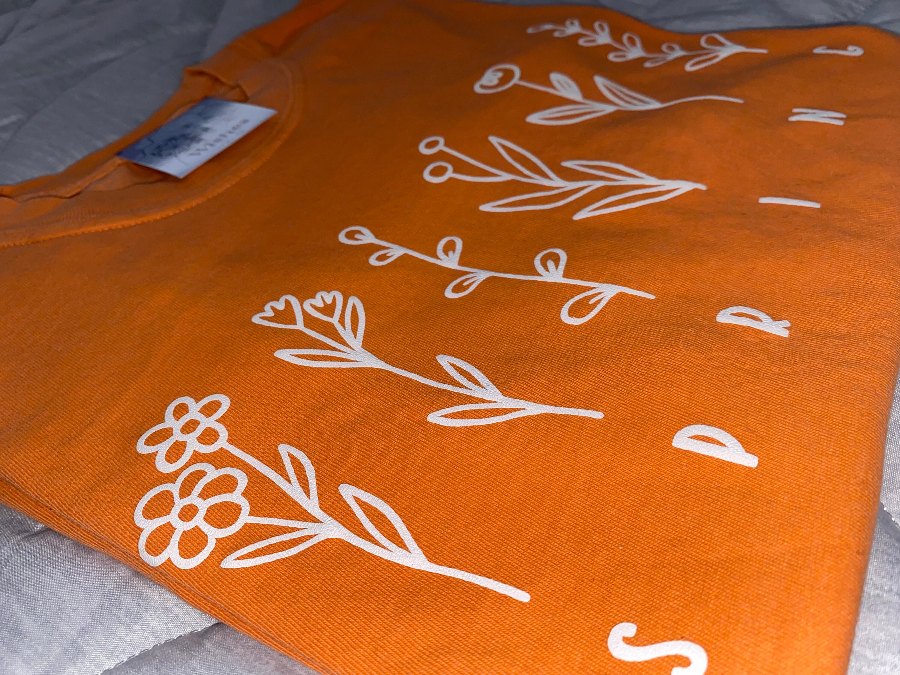 Spring Shirt/ Spring Flower T Shirt/ Spring Vibe/ Sun Out Buns Out ...