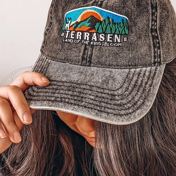 Terrasen Retro National Park Baseball Cap | OFFICIALLY LICENSED | Sarah J. Maas Sjm Home of the Kingsflame Fireheart To Whatever End Trucker