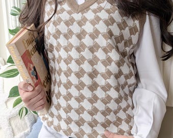 Bookish Houndstooth Knit Vest | Brown and White V-Neck Sweater Vest