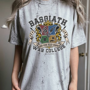 Basgiath War College Quarters Crest T-Shirt | OFFICIALLY LICENSED | Fourth Wing Rebecca Yarros Booktok Rider Scribe Healer Infantry Violet