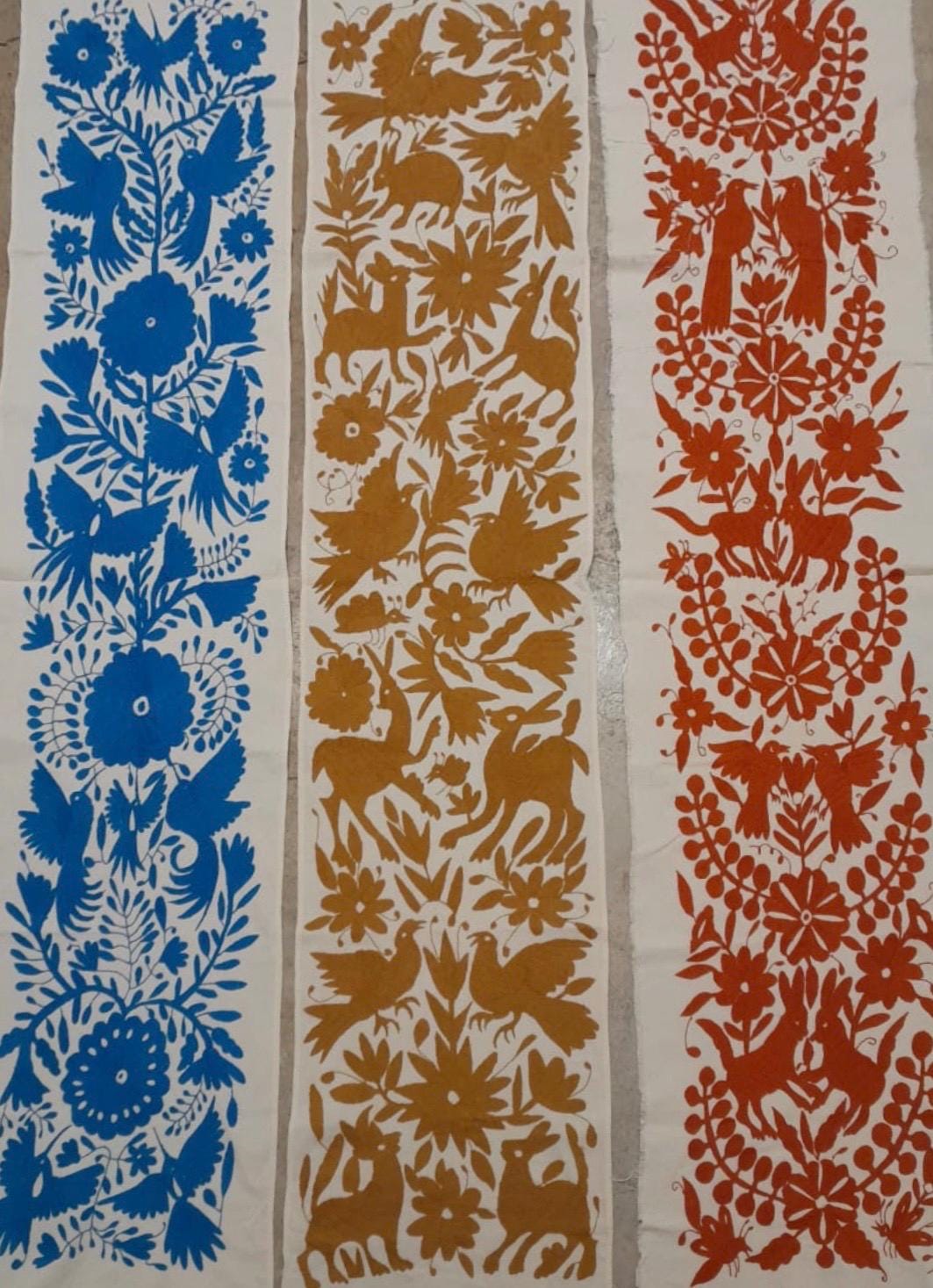 Table Runner: Mexican Hand Embroidered Otomi Tenango Style. Hand Made. WARM ORANGE Embroidery. Oaxaca. Arte. Colobri. Hummingbirds. Fall