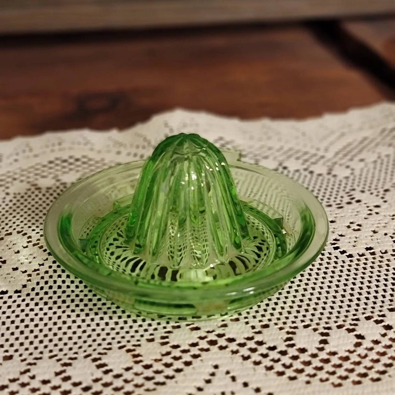 Vintage Vaseline Glass Juicer/reamer Etsy