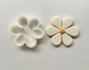 Daisy Cookie Cutter