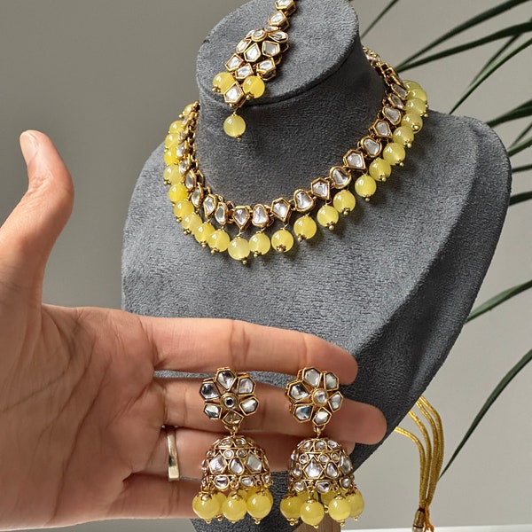 Premium Qualität Kundan Halskette in gelb/flieder / Asiatisches Schmuckset/ Indisches Schmuckset / Perlenketten Choker Set