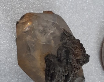 Herkimer diamond with matrix